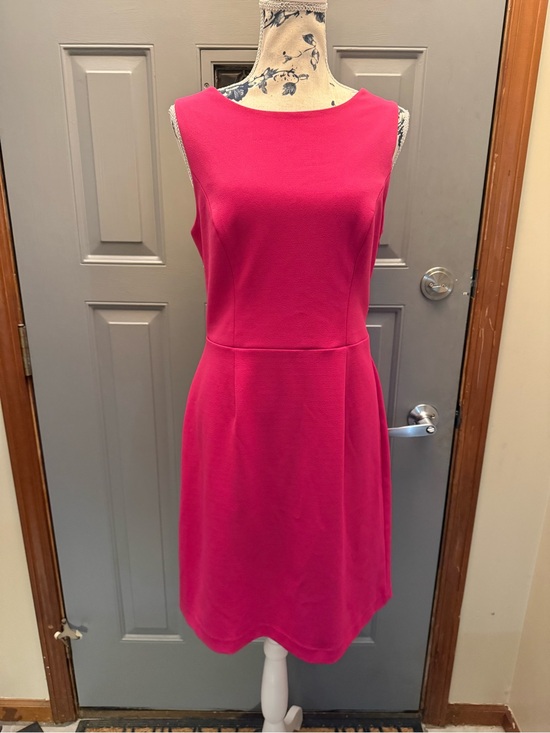Betsey Johnson Dresses & Skirts - Betsey Johnson -Pink Open Back Dress Size 10 Cocktail Wedding Guest Fuchsia EUC